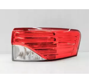 Ліхтар задній (стоп) правий оригінал 81550-05280 LED Toyota Avensis T27 універсал рестайл 2012-2018 р.в. справний Valeo