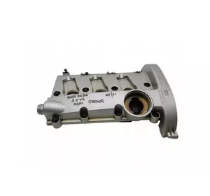 Кришка клапанна ліваоригінал Audi A6 C5 A4 B6 A8 D3 3.0 V6 бензин двигун ASN відмінний стан